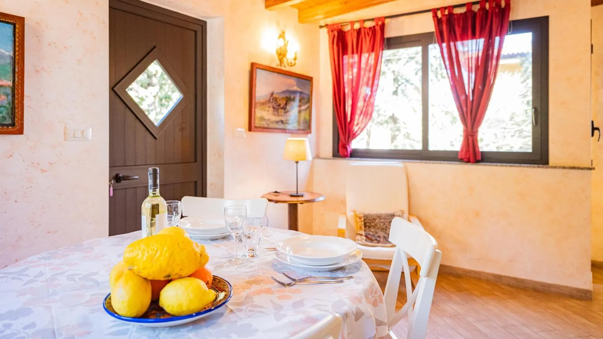 Villa Aurora, Taormina 0*,
