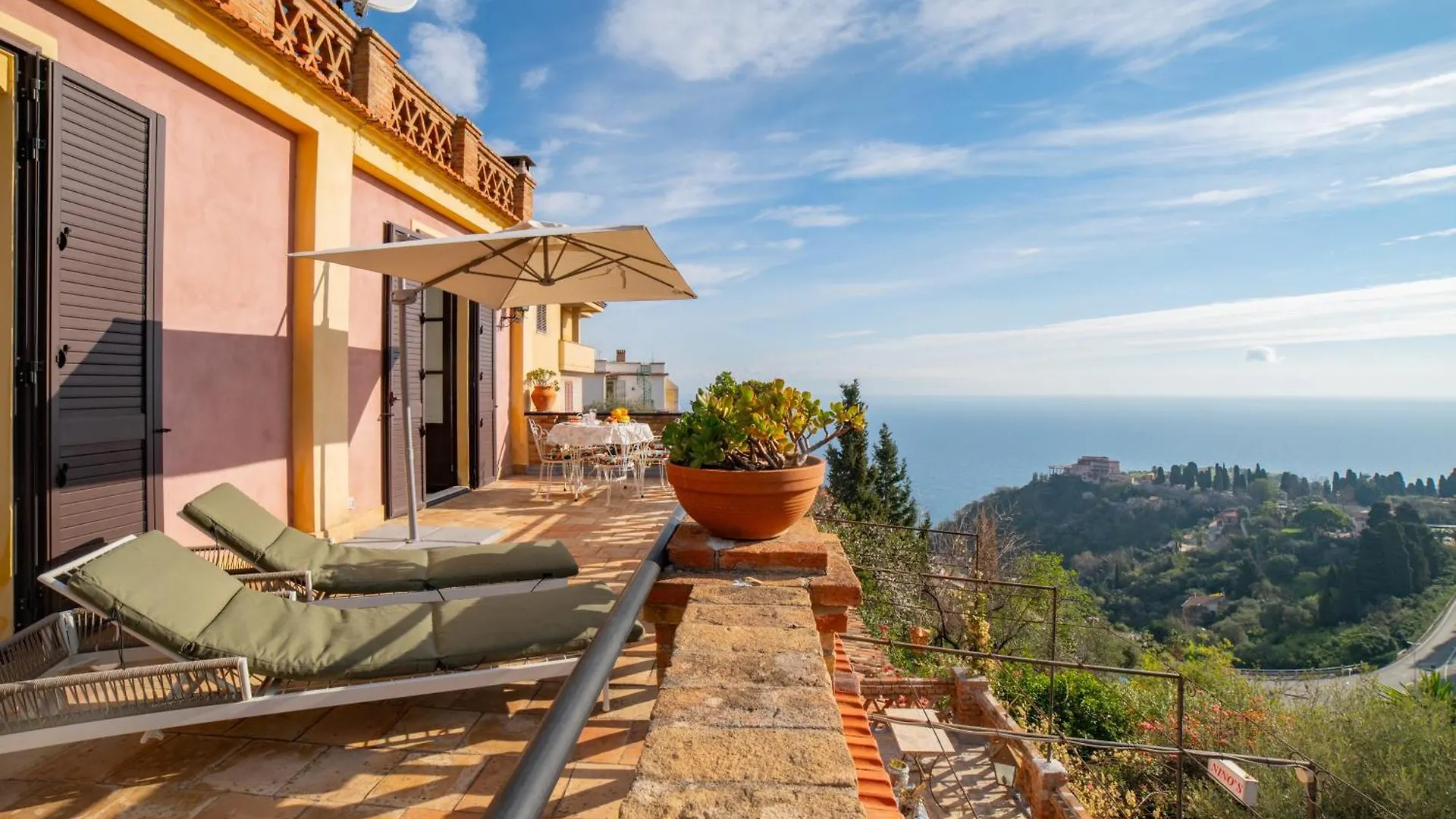Villa Aurora, Taormina Appartement